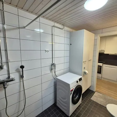 Spacious For 4 Лахти