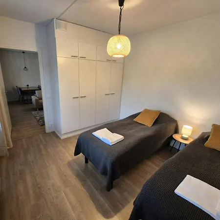 Spacious For 4 Apartment Lahti